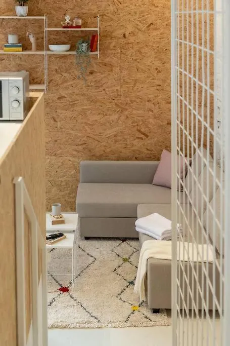 Coolest Apartment In Berlin, Easy Check-In, Close To Center, Youngster Maisonette #7 0*, Berlim