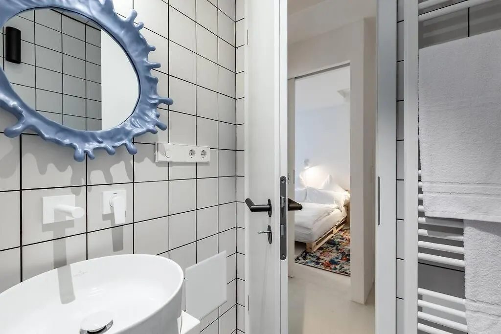 Coolest Apartment In Berlin, Easy Check-In, Close To Center, Youngster Maisonette #7 Berlim