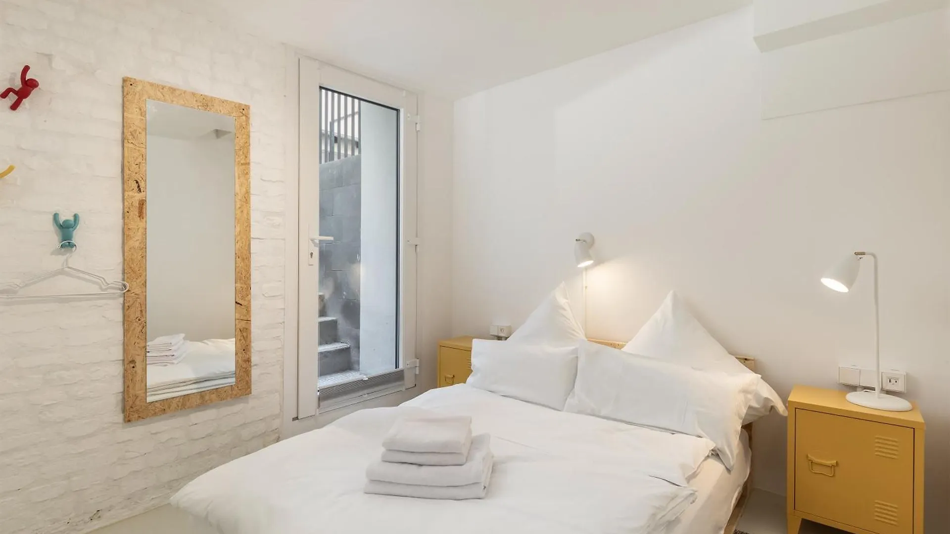 Coolest Apartment In Berlin, Easy Check-In, Close To Center, Youngster Maisonette #7 Alemanha